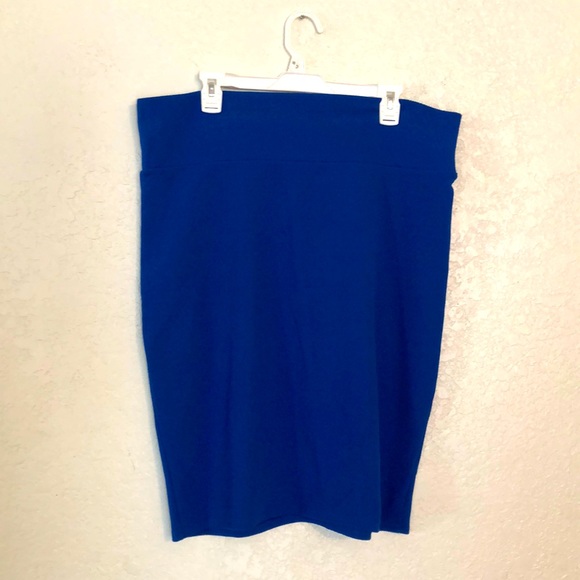 š Plus Size stretch electric blue pencil skirt š